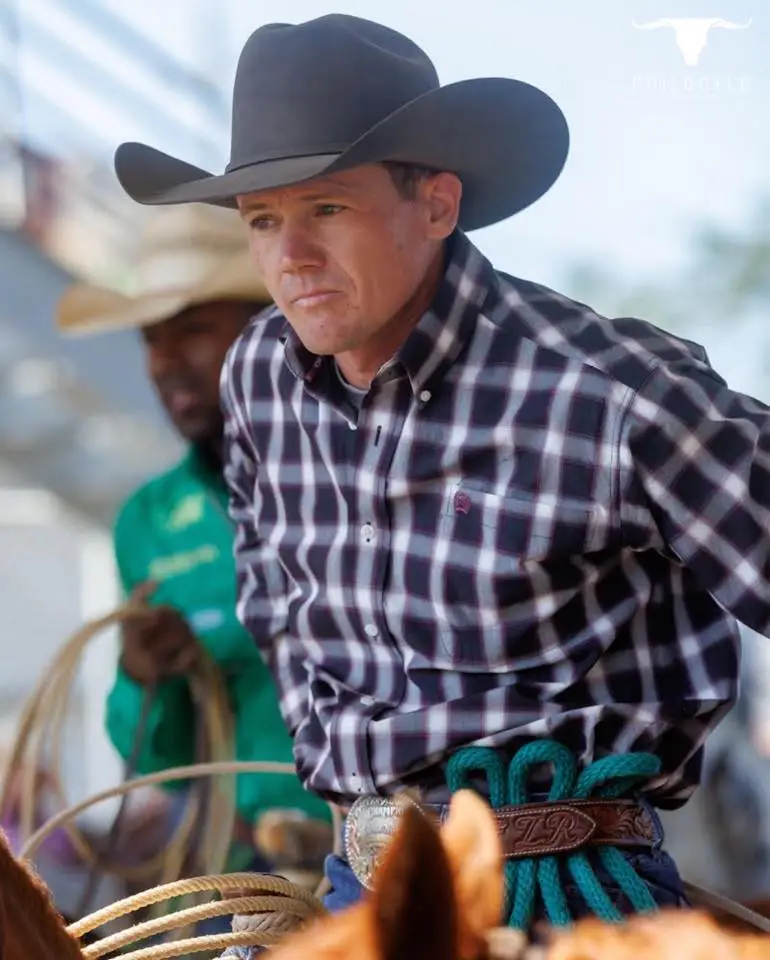 Zachary Rhodes, Master Certified Equine Dental Practitioner Zachary Rhodes, Master Certified Equine Dental Practitioner